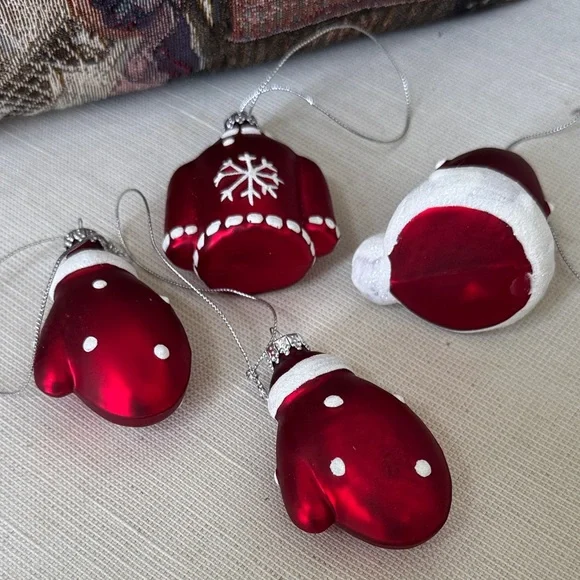 Set of 4 Red Glass Ornaments – Mittens, Sweater & Hat - Picture 4 of 4